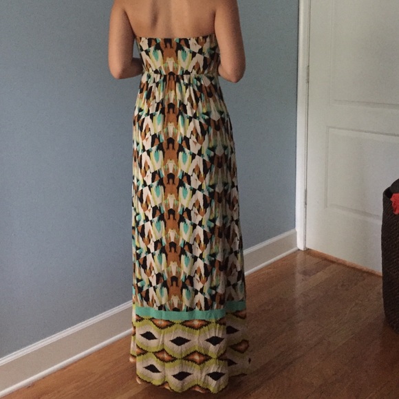 Strapless multi color pattern maxi dress - Picture 3 of 3