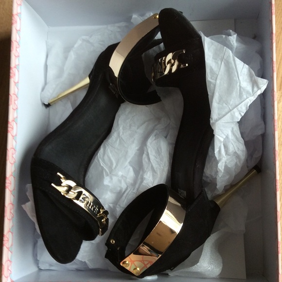 Karmaloop Jeffrey Campbell Gold Chain size 9