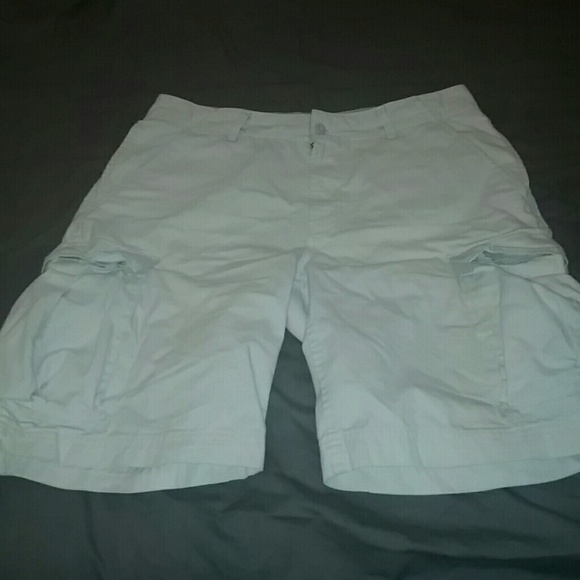 Club Room Cargo shorts size 36