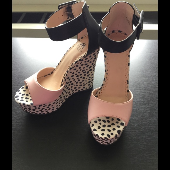 Cute pink and polka dot wedges