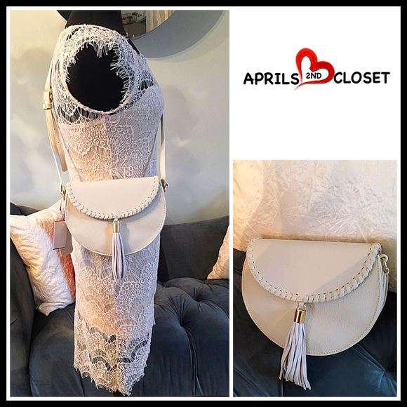 ❌SOLD❌❗️1-HOUR SALE❗️Suede Tassel VEGAN LEATHER - Picture 4 of 4
