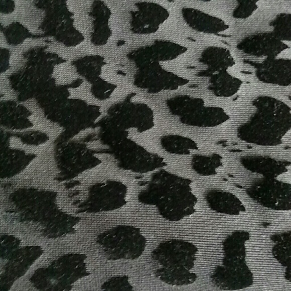 Hold Leopard velvet print midi - Picture 4 of 4