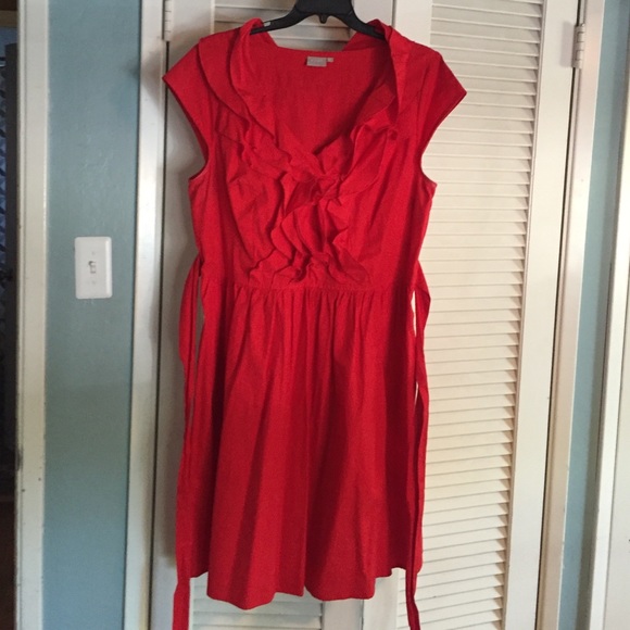 Beautiful Red Dress w/ Ruffled Collar