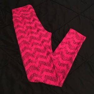 ❗️Sold on♏️❗️LulaRoe OS leggings!