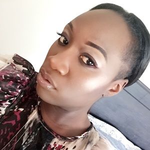 Meet your Posher, Roshunda