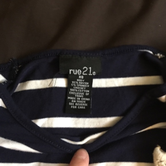 New Rue 21 shirt☺️ - Picture 2 of 3