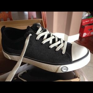 Ugg brand black tennis shoes