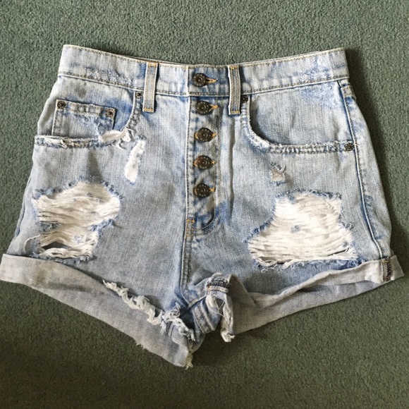 CARMAR high waisted 5 button shorts