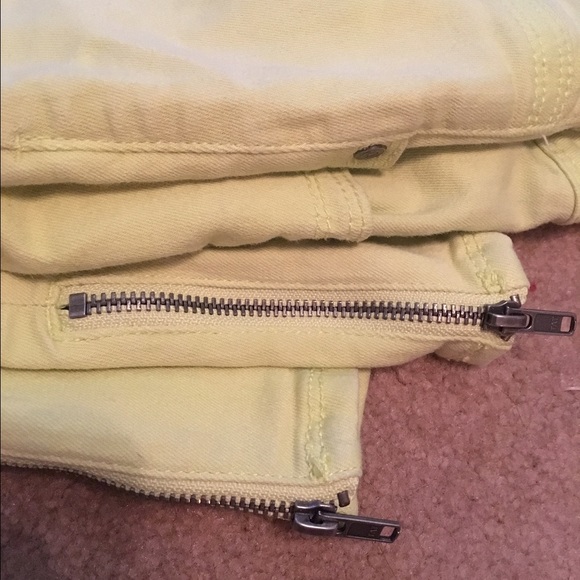 Women's size 14 skinny jeans - Picture 3 of 3