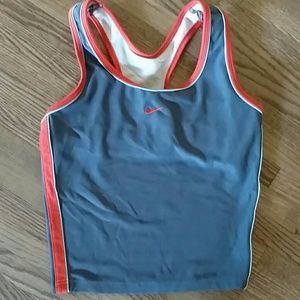 Nike Crop Workout Top