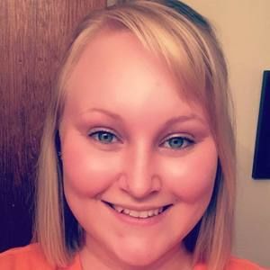 Meet your Posher, Leandra