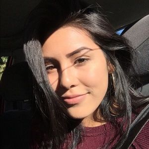 Meet your Posher, Dani