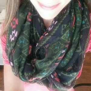 Infinity scarf