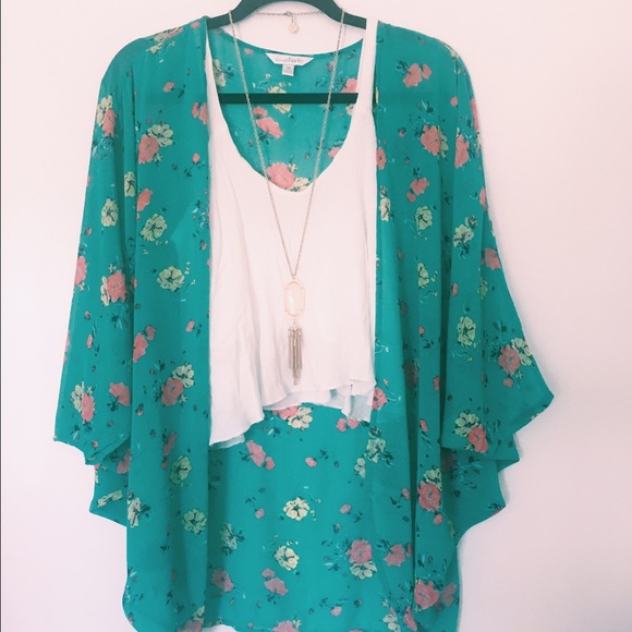 turquoise floral kimono