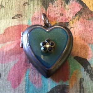 💕Antiqued Sterling Blue Enamel Locket w/Crystal