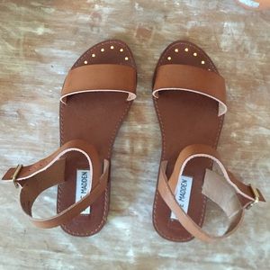 Steve Madden brown sandals size 5.5