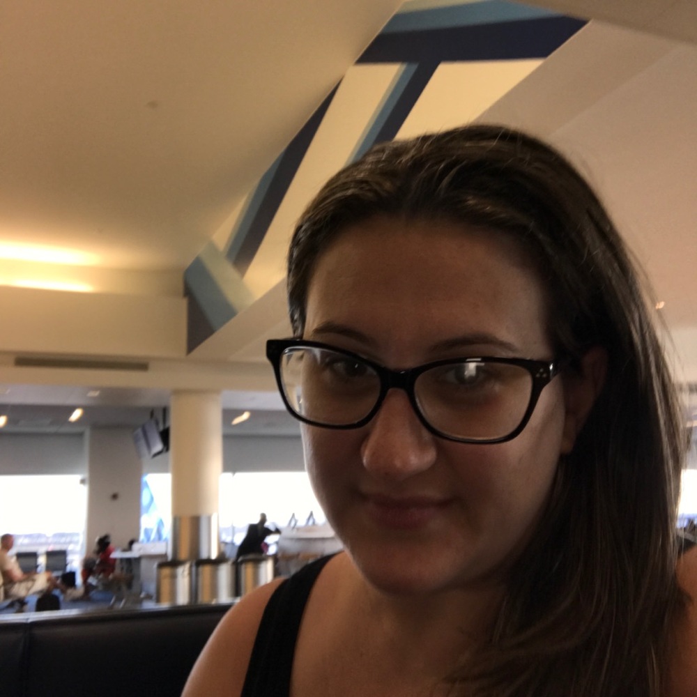 Meet your Posher, Paulina