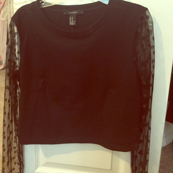 Forever 21 black long sleeve crop top with mesh