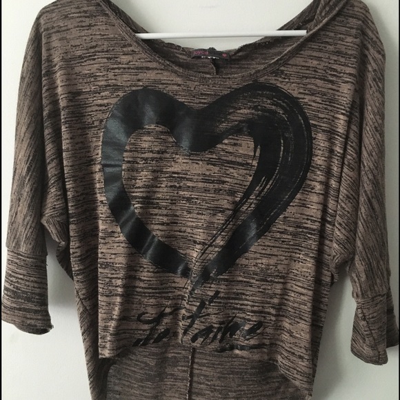 Crop Top quarter length shirt