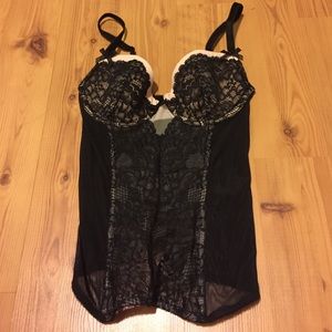 Victoria Secret bustier/corset 32B
