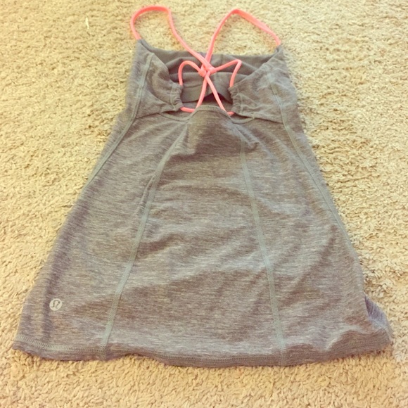 Lululemon grey workout top