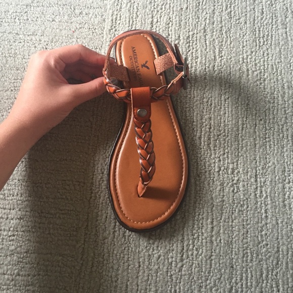 American Eagle Sandals