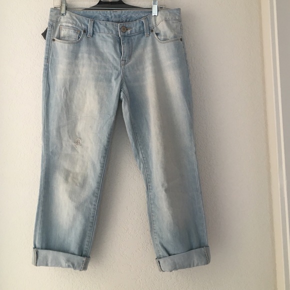 The Limited Slim Boyfriend cropped denim.