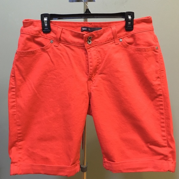 Levi's Bermuda shorts