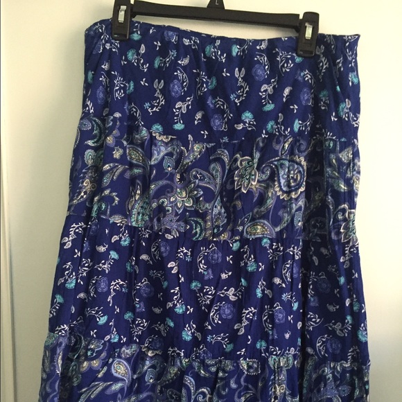 Blue Paisley Patterned Prairie skirt