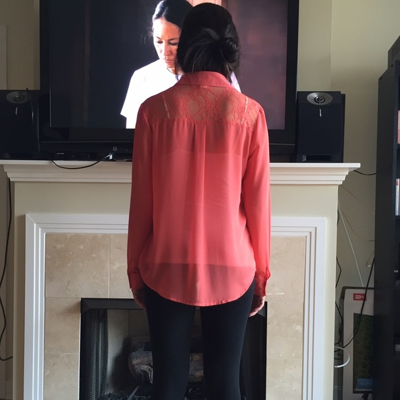 Sheer button up blouse - Picture 2 of 3