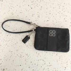 ✨🌸NWOT🌸✨Coach Wristlet - Never Used