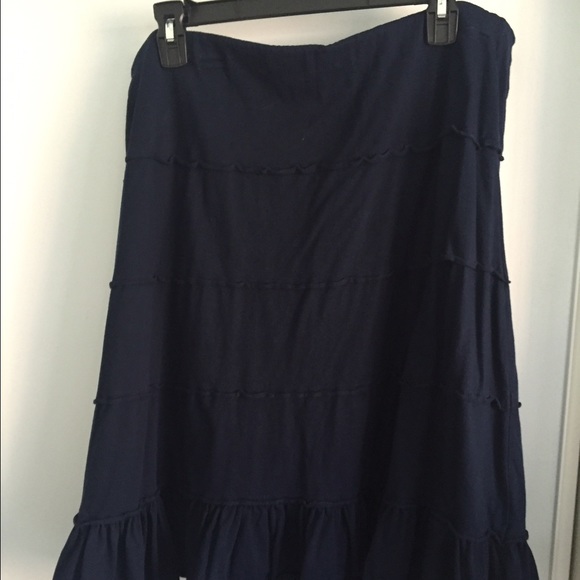 A-line ruffle hem skirt