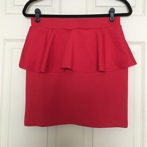 H&M peplum red skirt