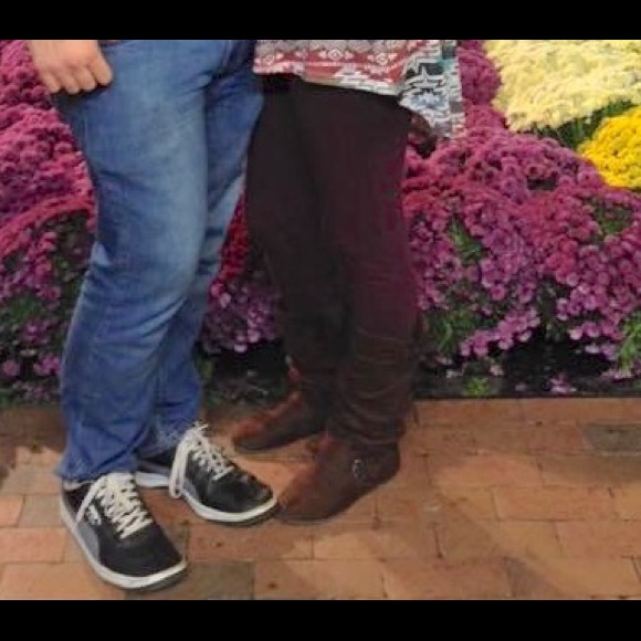 Brown boots - Picture 2 of 3