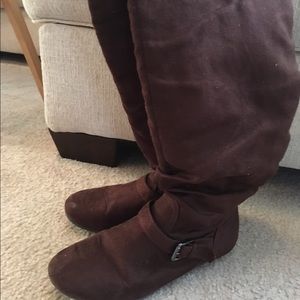 Brown boots
