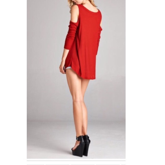 Cold shoulder tunic - Picture 4 of 4