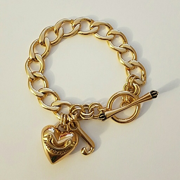 ✔SOLD - Gold Banner Heart Starter Charm Bracelet
