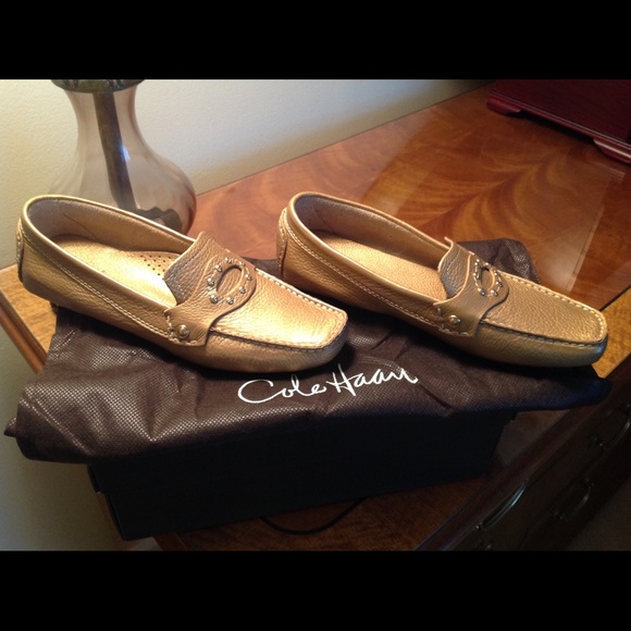 NEW Cole Haan leather flats - Picture 1 of 4