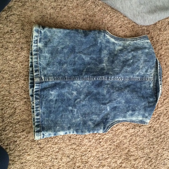 Denim washed vest - Picture 3 of 3