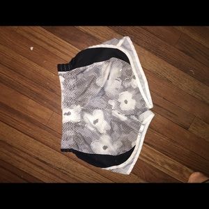 Cute athletic shorts😍😍