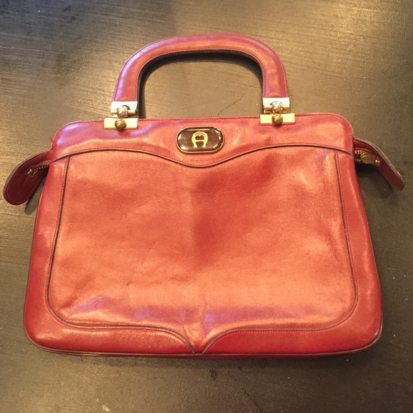 Vintage Etienne Aigner purse