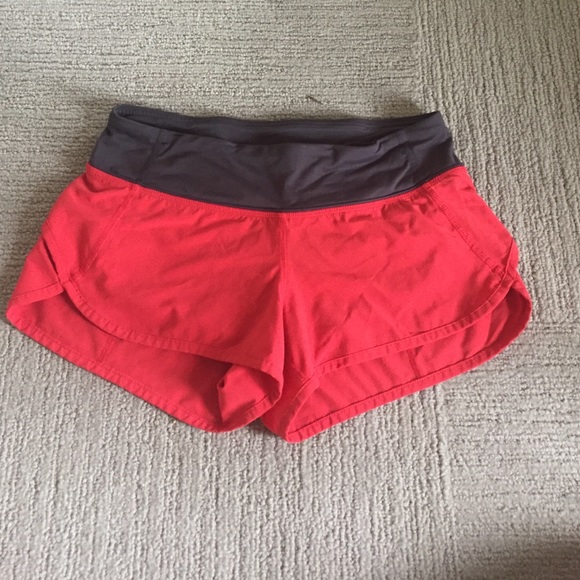 LULU shorts NWOT