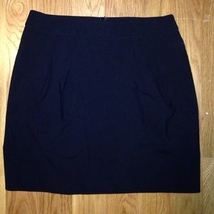 Black theory skirt