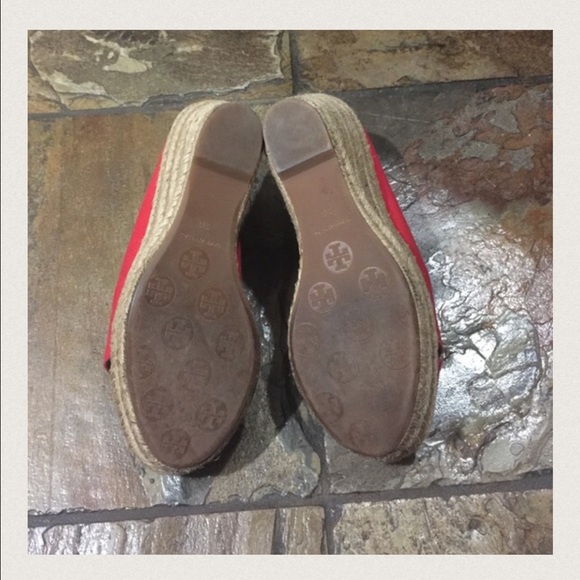 TORY BURCH red espadrille wedges sandals shoes 8 - Picture 4 of 4