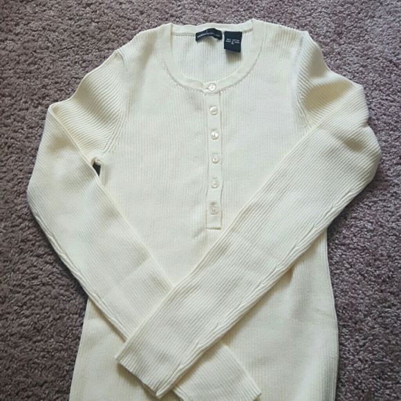 Light sweater! *nwot*