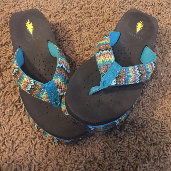 Chevron Volatile Flip flops