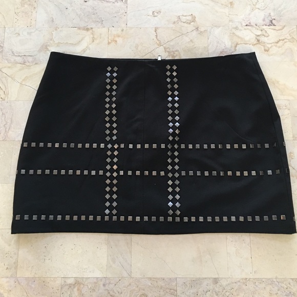 Forever21 studded skirt size medium