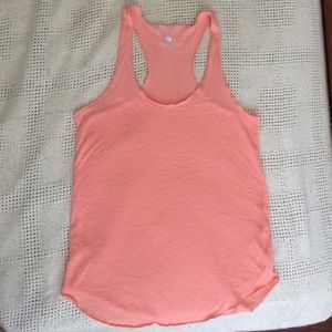 Lightweight razorback tank top