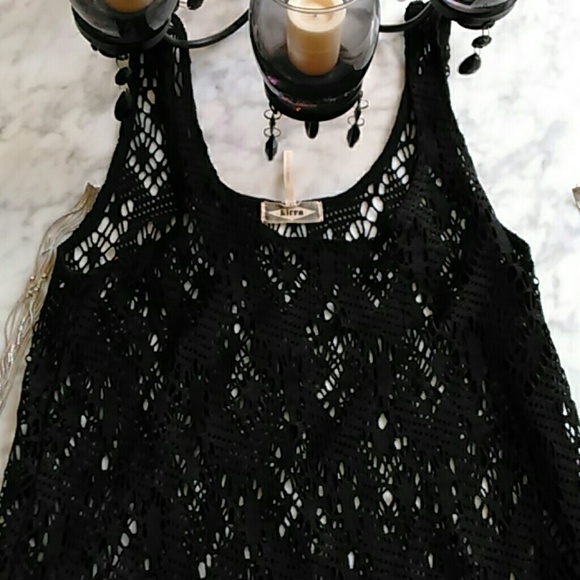 KIERRA LACE METALLIC TOP SIZE XS BY PAC SUN - Picture 4 of 8