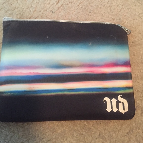 Gently used Urban Decay eyeshadow palette.